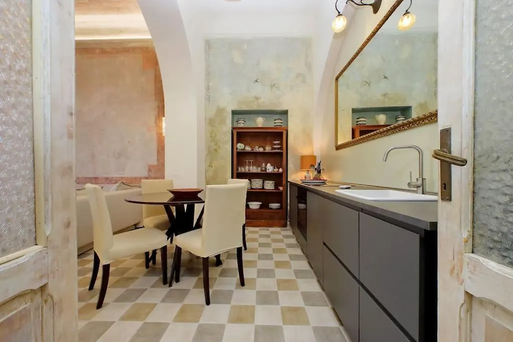 Apartmán Bright Flat With Wonderful Views In The Centre Řím 0*,