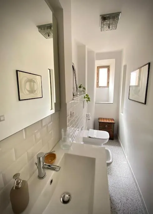 Apartmán Bright Flat With Wonderful Views In The Centre Řím