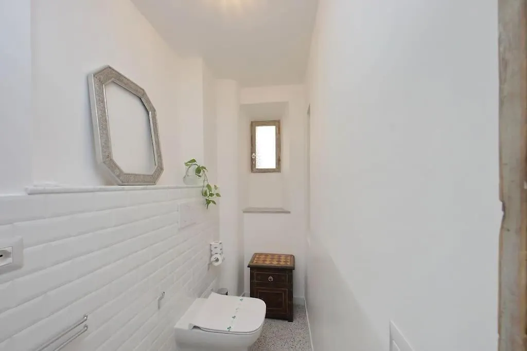 Apartmán Bright Flat With Wonderful Views In The Centre Řím